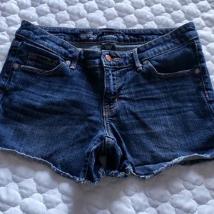 Mossimo Mid-Rise Jean Shorts Sz:6/28